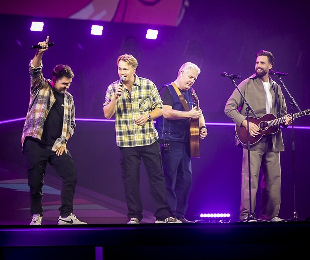 Huiskamerconcert The Streamers vanuit Efteling levert ruim 1,3 miljoen euro op