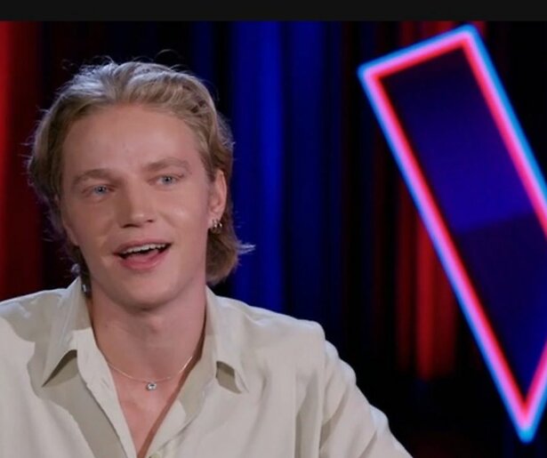 The Voice-deelnemer Thijs heeft te maken met roddels: 'Dit is fake nieuws'