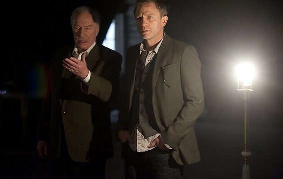 Daniel Craig duikt in duistere familiegeschiedenis