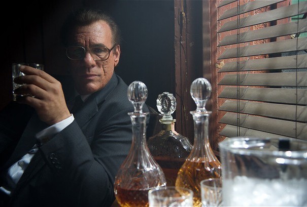 Huurmoordenaar en huisvader tegelijk