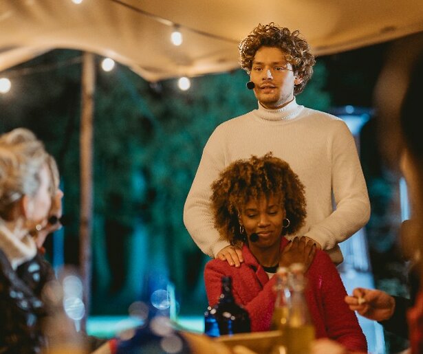 De TV van gisteren: 1,2 miljoen kijkers zien Jezus naar de hemel gaan in The Passion Hemelvaart