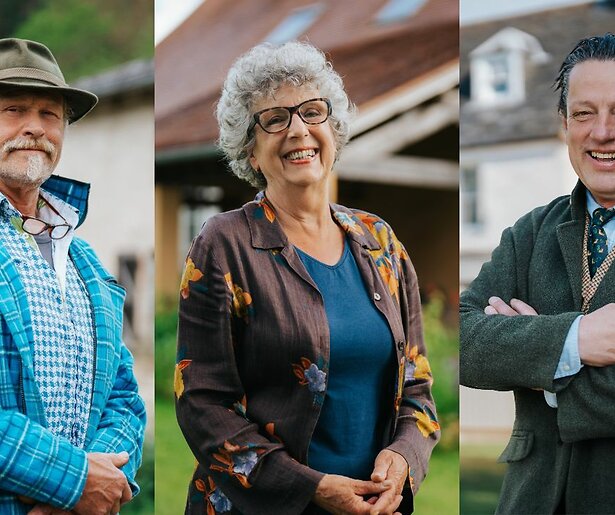 Wie is toch die gevatte voice-over van B&B Vol Liefde?