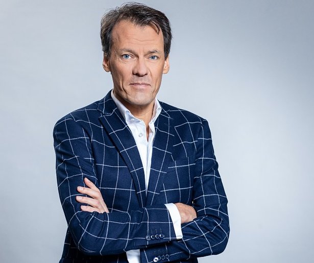 Tijs van den Brink maakt driedelige serie over niet-stemmers