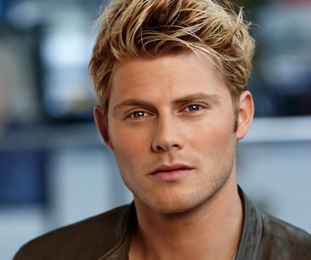 Tim Douwsma presentator nieuwe talentenshow New Musical Star