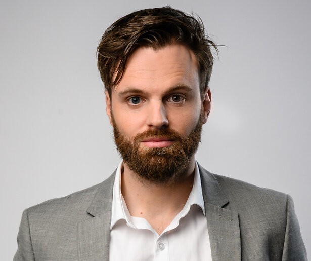 Tim Hofman biedt excuses aan