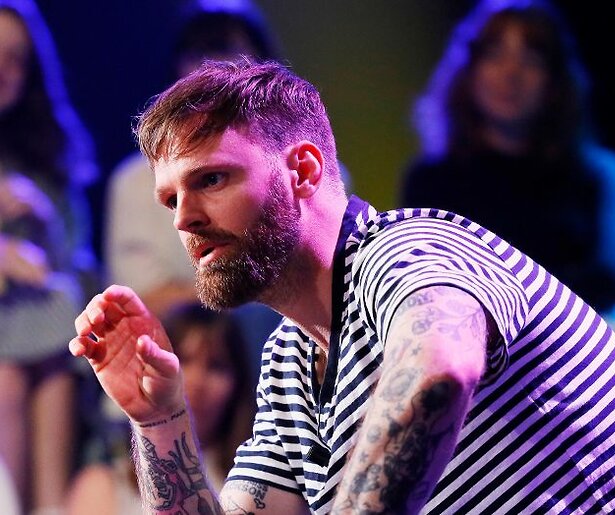 Tim Hofman gaat het theater in met BOOS