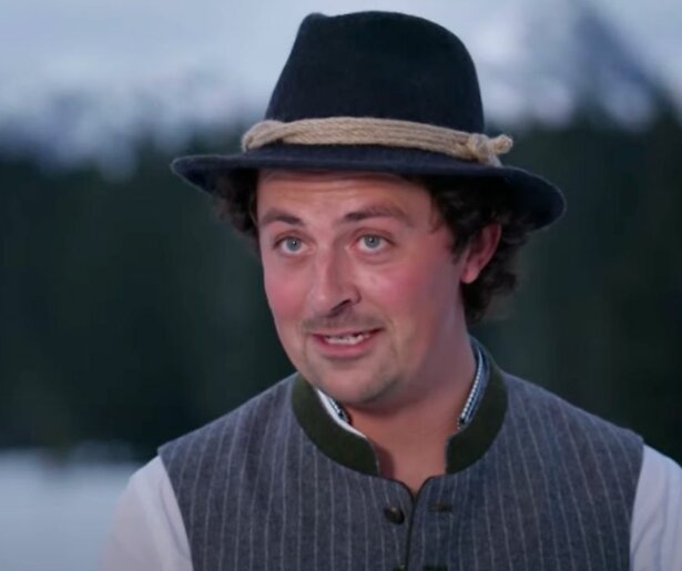 Zo lang hebben de Winter vol Liefde-deelnemers een camera over de vloer