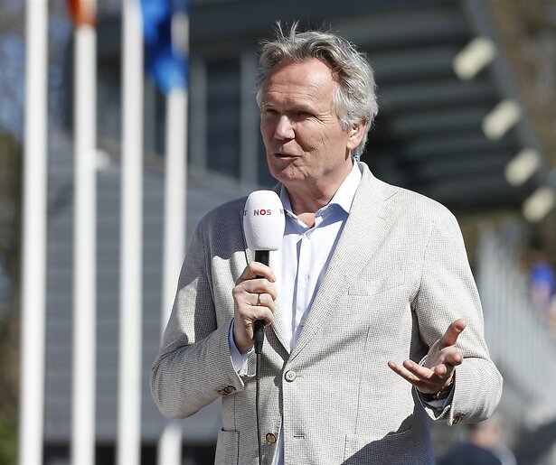 Tom Egbers doet weer een klus na maanden in de luwte