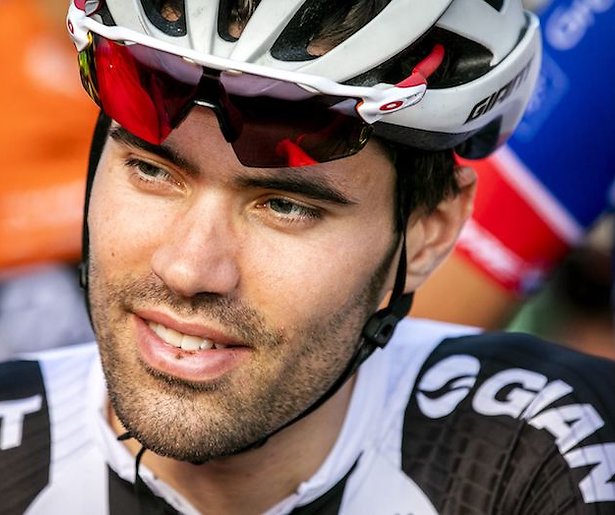 Dumoulin tegen de klok