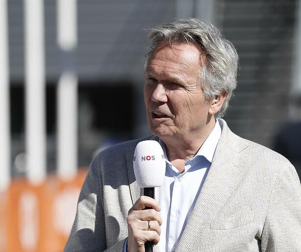 Tom Egbers reist af naar Qatar voor WK Voetbal: 'Ik vertrek met de handrem erop'