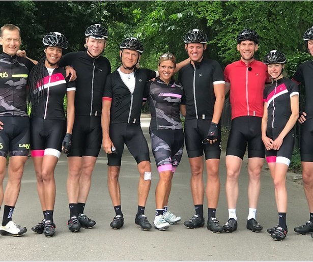 BN'ers gaan wielrennen voor het goede doel in Tour de Celeb