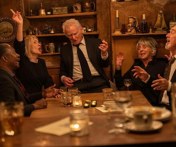 BBC First zendt de veelgeprezen nieuwe komische thrillerserie TrueLove uit