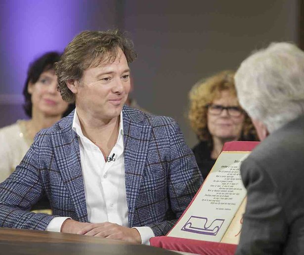 De TV van gisteren: Goeie cijfers voor herhaling Tussen Kunst en Kitsch