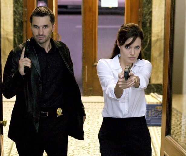 Angelina Jolie zoekt een seriemoordenaar in Taking Lives