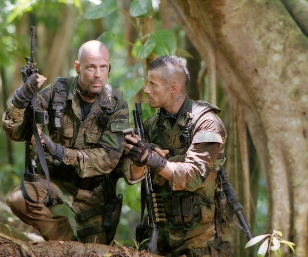 Kan Bruce Willis Monica Bellucci redden in Tears of the Sun?