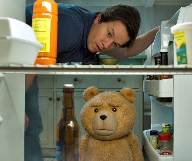 Ted vecht voor zijn rechten met Mark Wahlberg aan zijn zijde in Ted 2