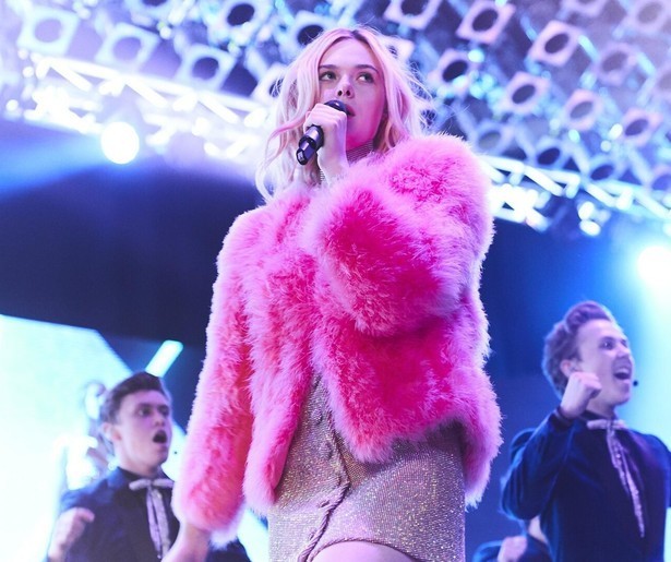 Elle Fanning wil popster worden in dramafilm Teen Spirit