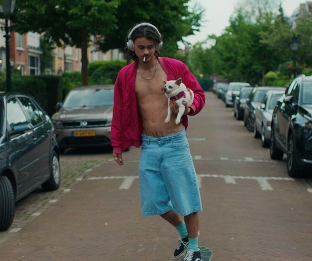 Het leven van Samuel Beau Reurekas staat op zijn kop in Telefilm: Wheelie