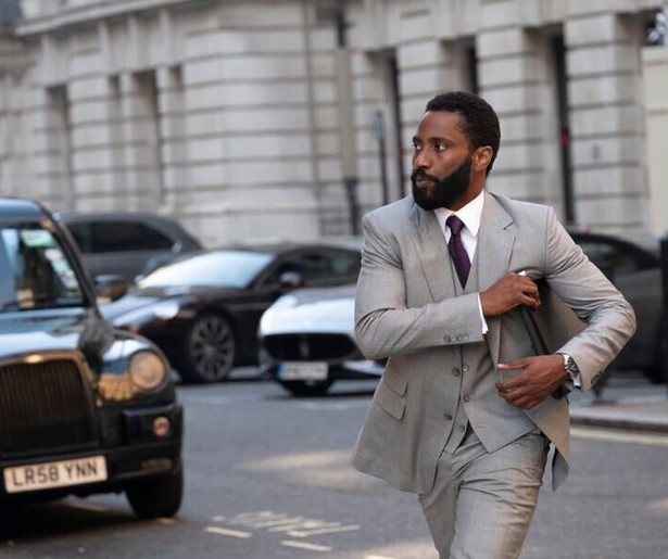 John David Washington moet de wereld redden in Tenet