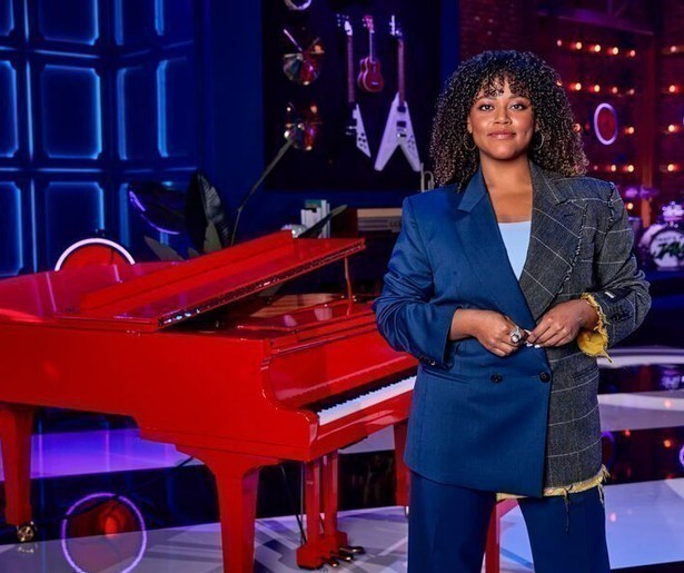 Quinty Misiedjan legt diverse BN'ers weer het vuur aan de schenen in That's My Jam