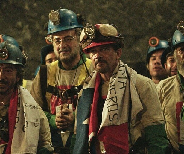 Antonio Banderas zit vast in een mijn in The 33