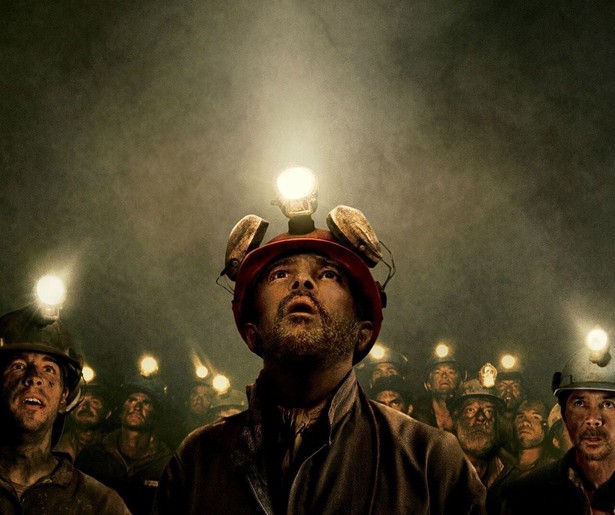 Antonio Banderas moet zich zien te bevrijden in The 33