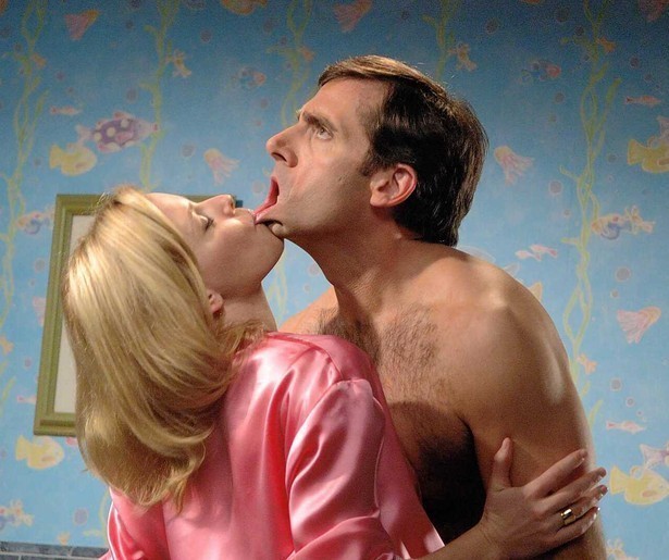 Steve Carrell heeft iets op te biechten in The 40 Year Old Virgin