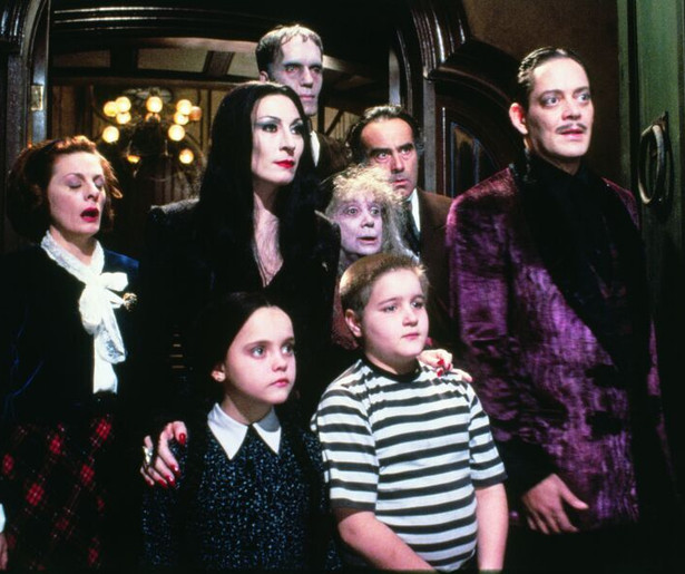 Christina Ricci is Wednesday Addams in The Addams Family op Comedy Central