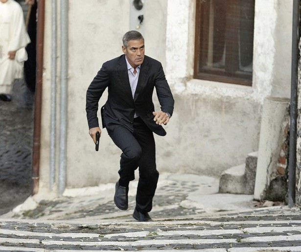 George Clooney op de vlucht in door Anton Corbijn geregisseerde film The American