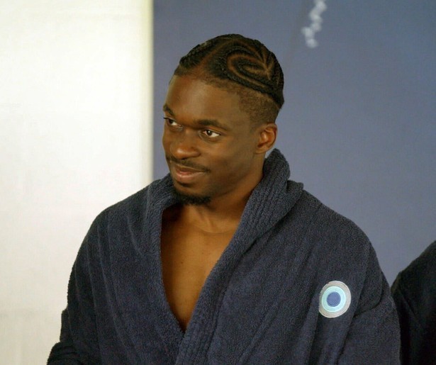 Défano Holwijn wordt levend begraven in The Biohack Project