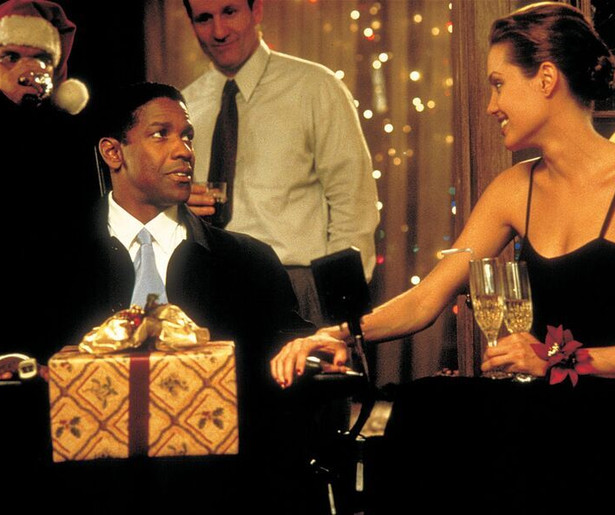 Denzel Washington kan niet bewegen, maar lost de zaak wel op in The Bone Collector