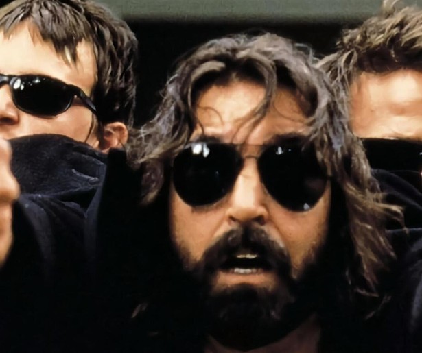 Norman Reedus en Sean Patrick Flanery zijn voor niets en niemand bang in The Boondock Saints