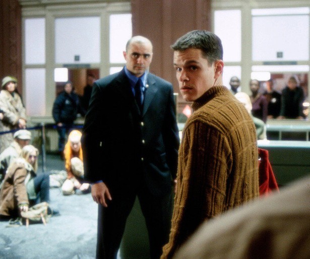 Matt Damon weet niet meer wie hij is in The Bourne Identity