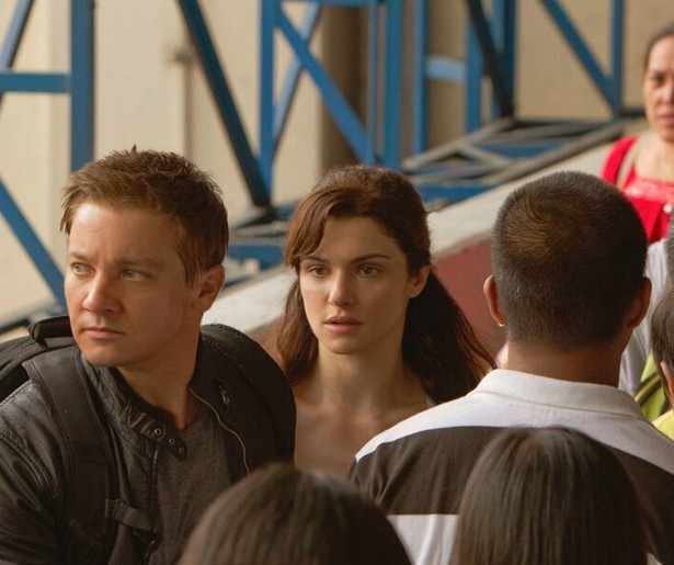 Jeremy Renner krijgt hulp uit onverwachte hoek in The Bourne Legacy