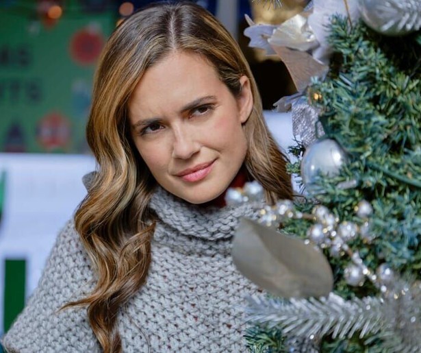 Nicole krijgt na het overlijden van haar man hulp uit onverwachte hoek in The Christmas Promise