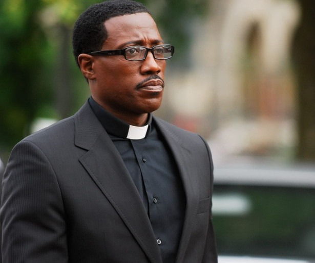 Wesley Snipes maakt een onherstelbare fout in The Contractor