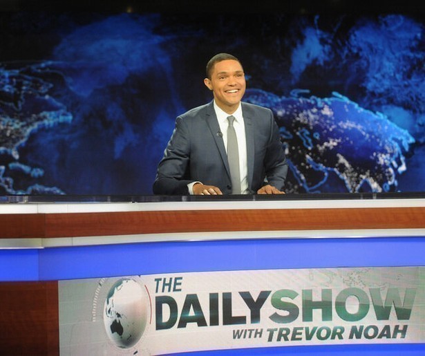 Trevor Noah moet weer aan de bak in The Daily Show op Comedy Central