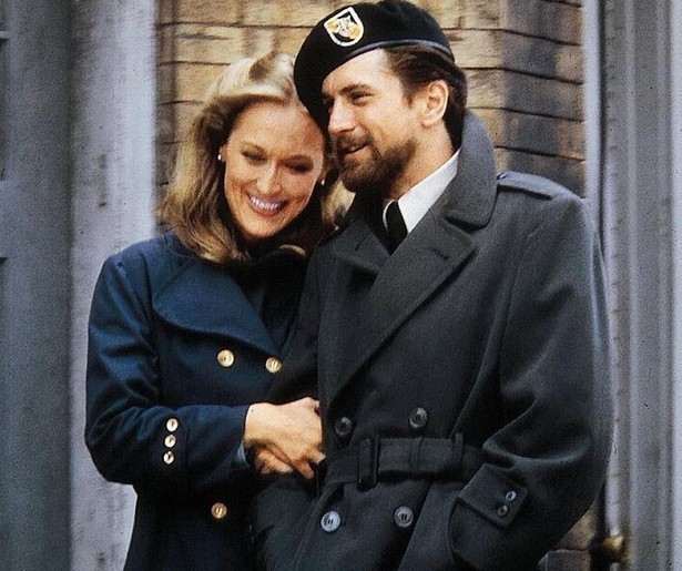 Robert De Niro en Christopher Walken schitteren in het aangrijpende The Deer Hunter