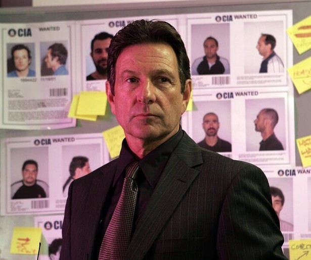 Wesley Snipes neemt het op tegen een gevaarlijke wapenhandelaar in The Detonator