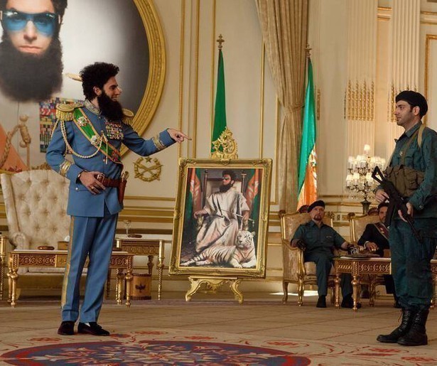 Sacha Baron Cohen is een dictator