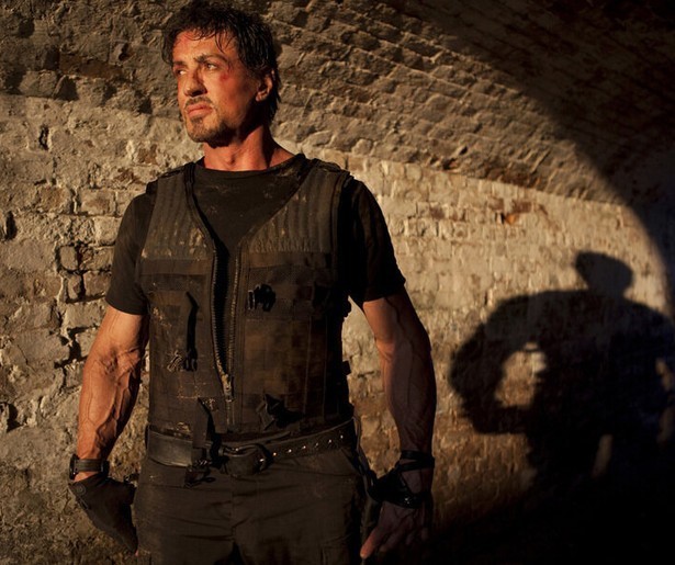 Sylvester Stallone schakelt een dictator uit in The Expendables