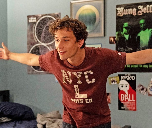 Eli Brown gooit het roer helemaal om in The F**k-It List op Comedy Central