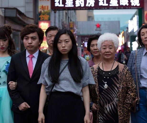 Awkwafina moet liegen tegen haar oma in The Farewell
