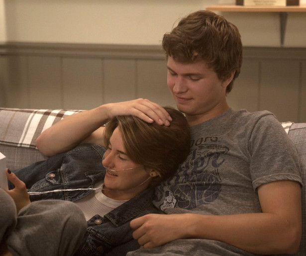 Shailene Woodley en Ansel Elgort vallen voor elkaar in The Fault in Our Stars