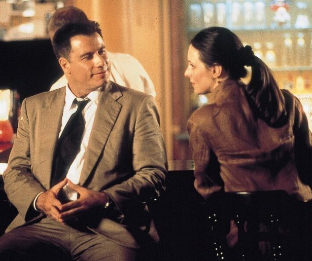 John Travolta moet een moord onderzoeken in The General's Daughter