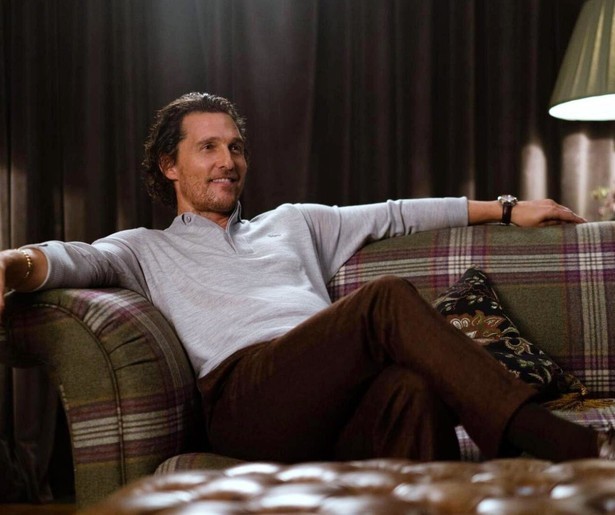 Matthew McConaughey dealt als The Gentlemen in softdrugs