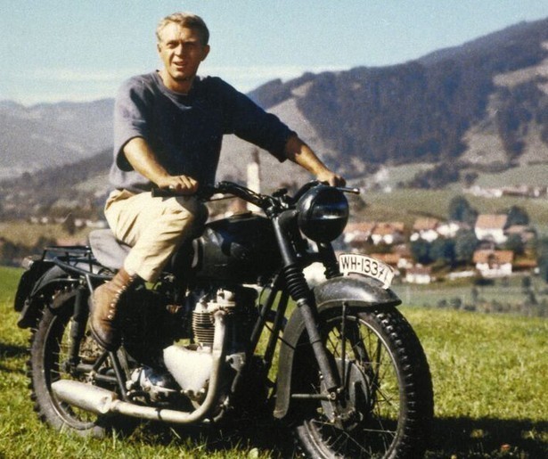 Steve McQueen laat zich niet zomaar uit het veld slaan in The Great Escape