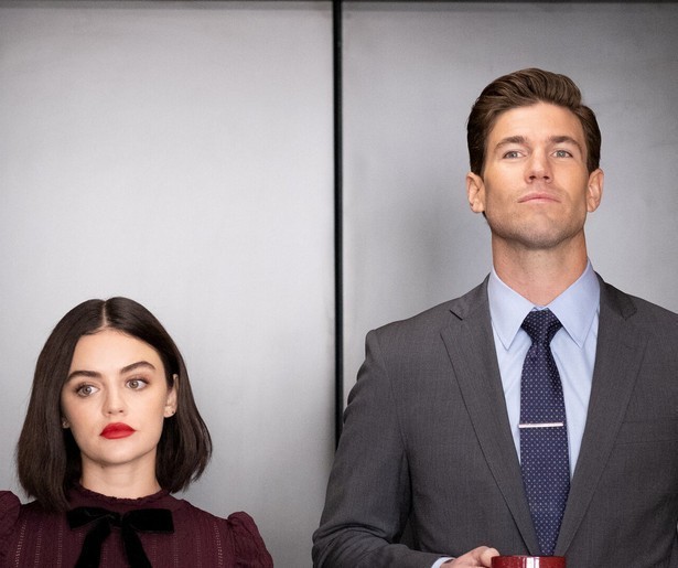 Lucy Hale haat haar collega in The Hating Game... of toch niet?