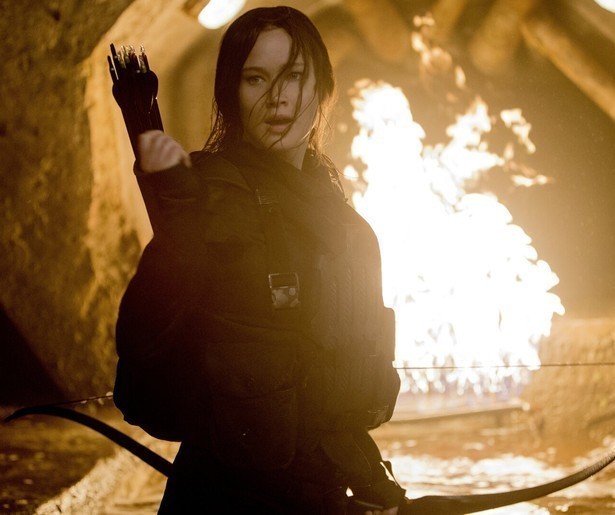 Jennifer Lawrence neemt het op tegen de ultieme vijand in The Hunger Games: Mockingjay