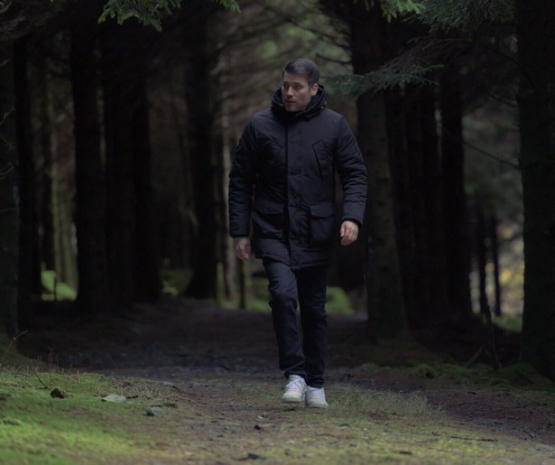 Hoe loopt het af voor Robert James-Collier, Adil Ray en Jemima Rooper in slot van The Inheritance?